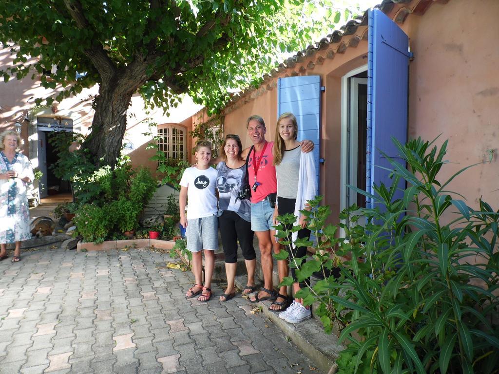 Le Mas Du Pin Vert Aubagne Exterior photo